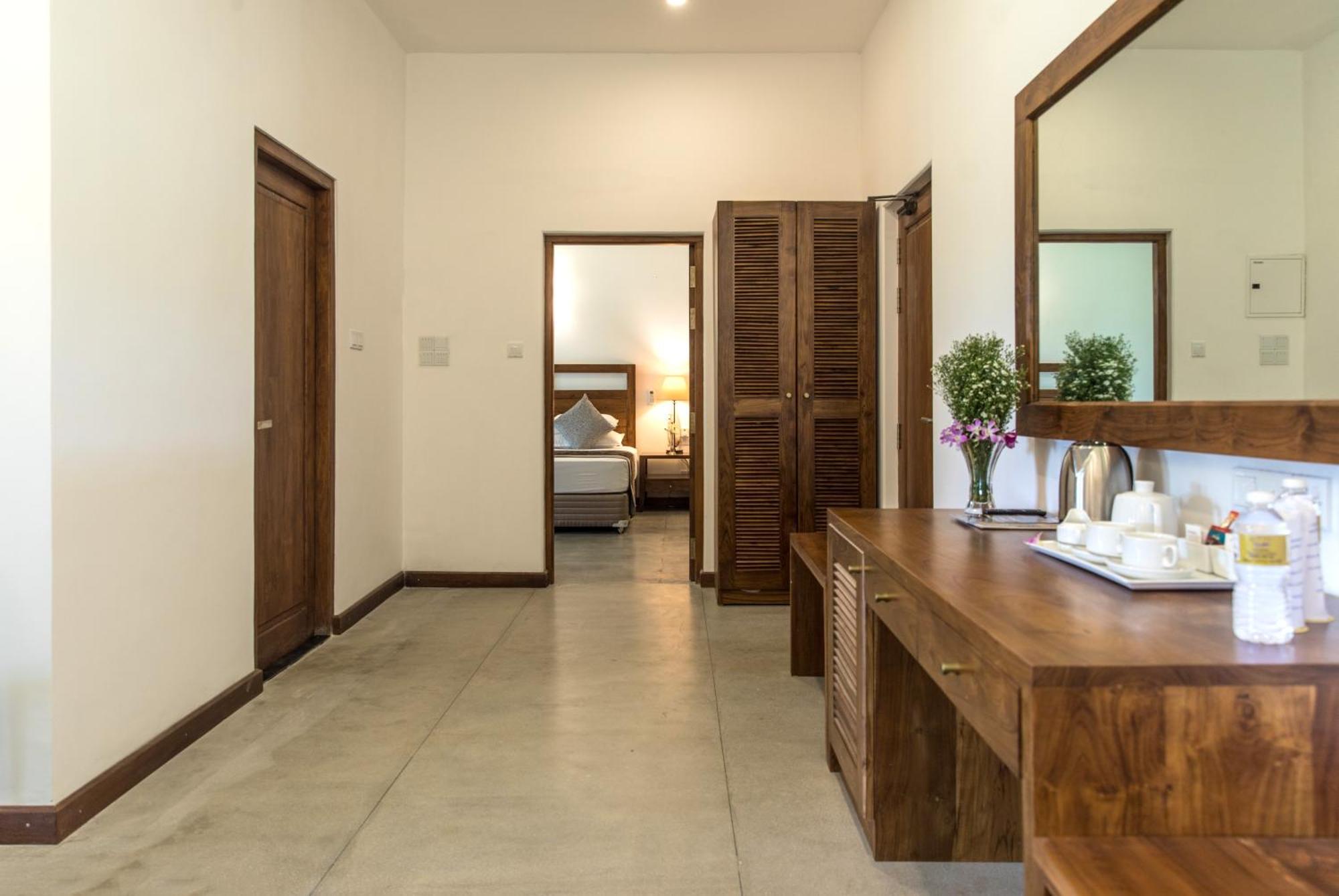 ホテル Earls Rajarata アヌラーダプラ 部屋 写真