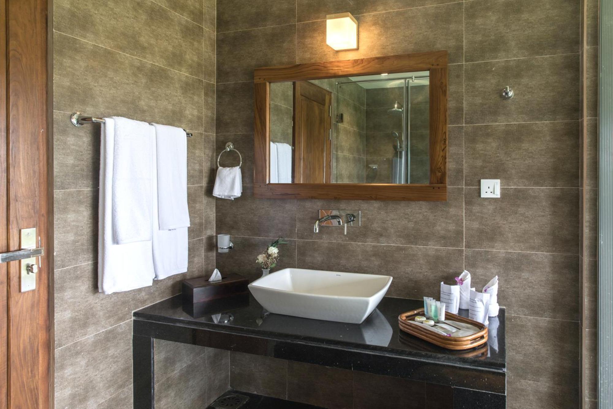ホテル Earls Rajarata アヌラーダプラ 部屋 写真